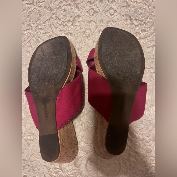 Magenta Wedges - Picture 6 of 7